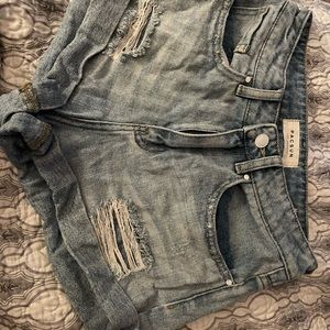 Pacsun Mom shorts light blue ripped distressed size 26